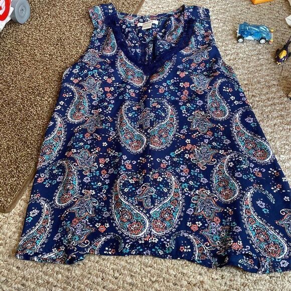 Ariat floral medium Tank top - Picture 1 of 6